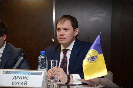 О том, кто попадет в выбранной сотни, нам рассказал президент Ассоциации юристов Украины Денис Бугай
