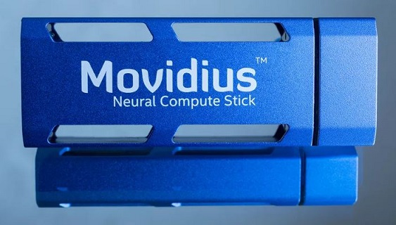 Компания Intel на днях анонсировала устройство под названием Movidius Neural Compute Stick, которое как раз и есть внешний ускоритель нейронных вычислений